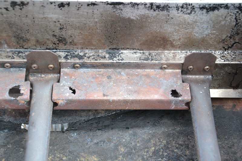 napoleon-t410-querzuender-durchgerostet